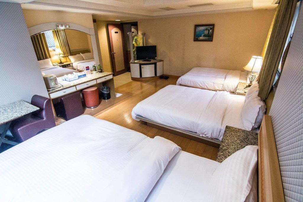 แคทเธอรีน พลาซ่า โฮเต็ล Hotel เกาสง ภายนอก รูปภาพ