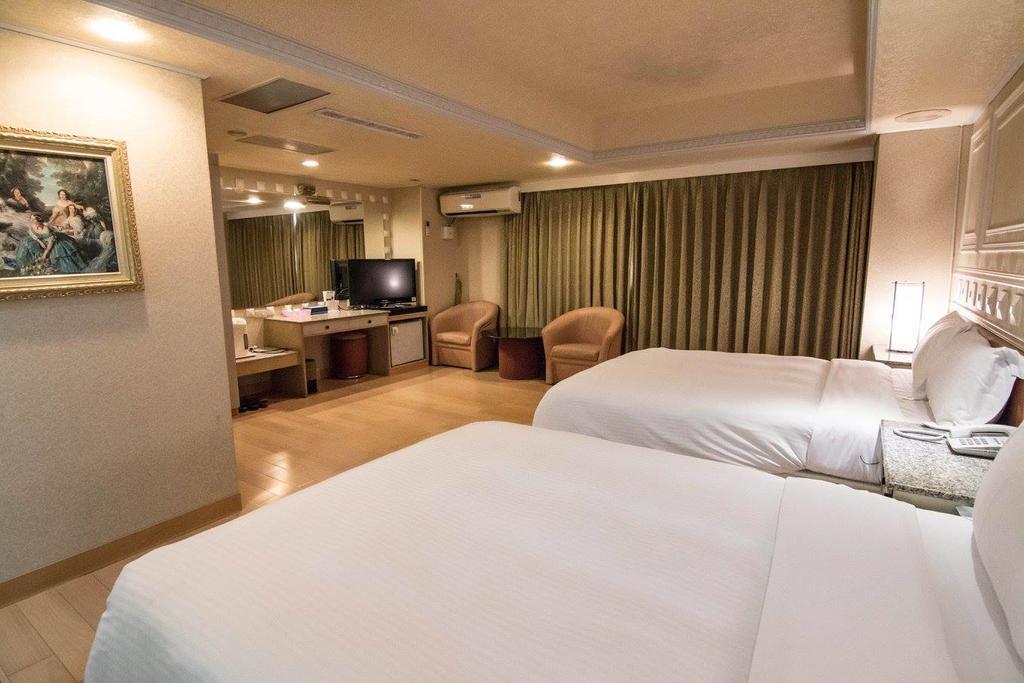 แคทเธอรีน พลาซ่า โฮเต็ล Hotel เกาสง ภายนอก รูปภาพ