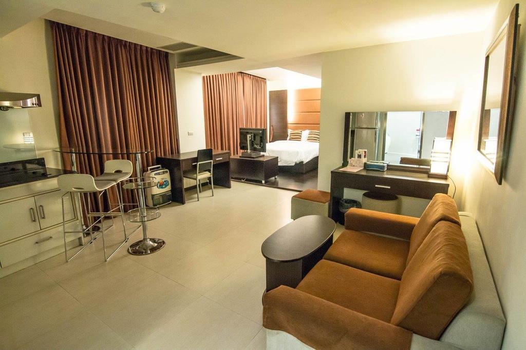 แคทเธอรีน พลาซ่า โฮเต็ล Hotel เกาสง ภายนอก รูปภาพ